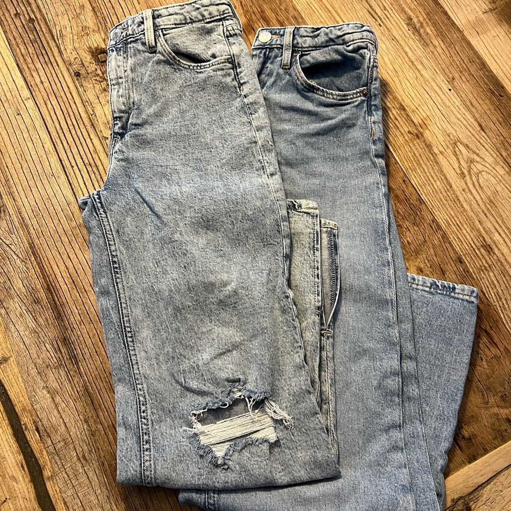 Girl's H & M jeans.  US12